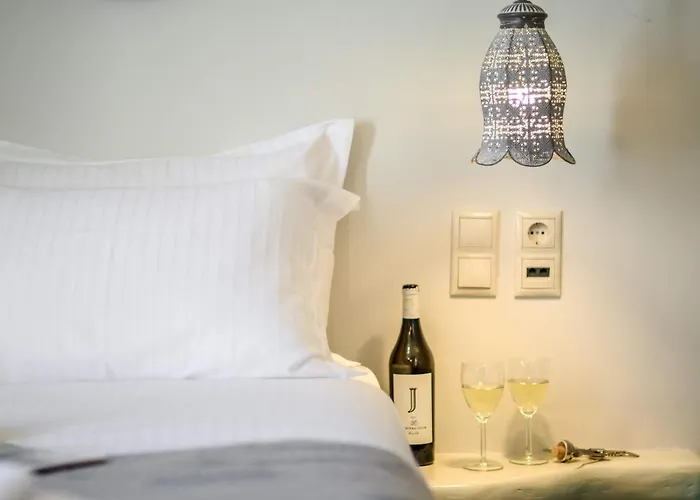 Africanis Suites